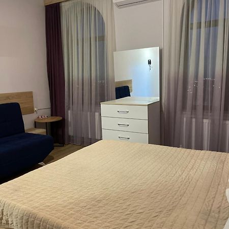 Decca Hotel Jerevan Buitenkant foto