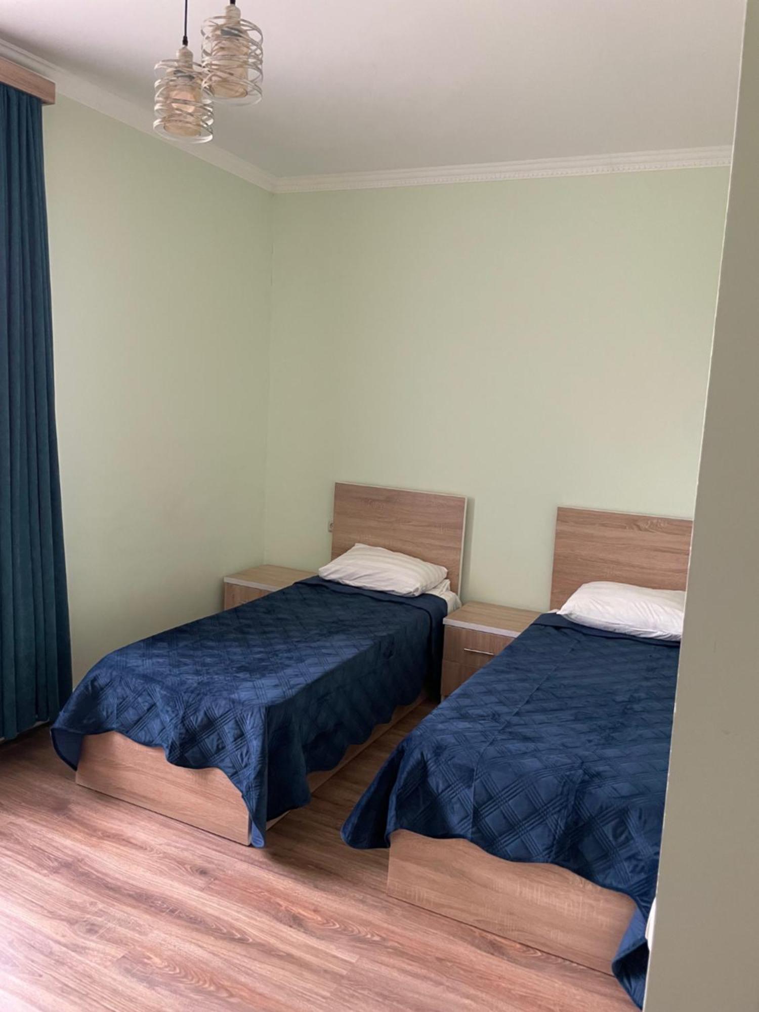 Decca Hotel Jerevan Buitenkant foto