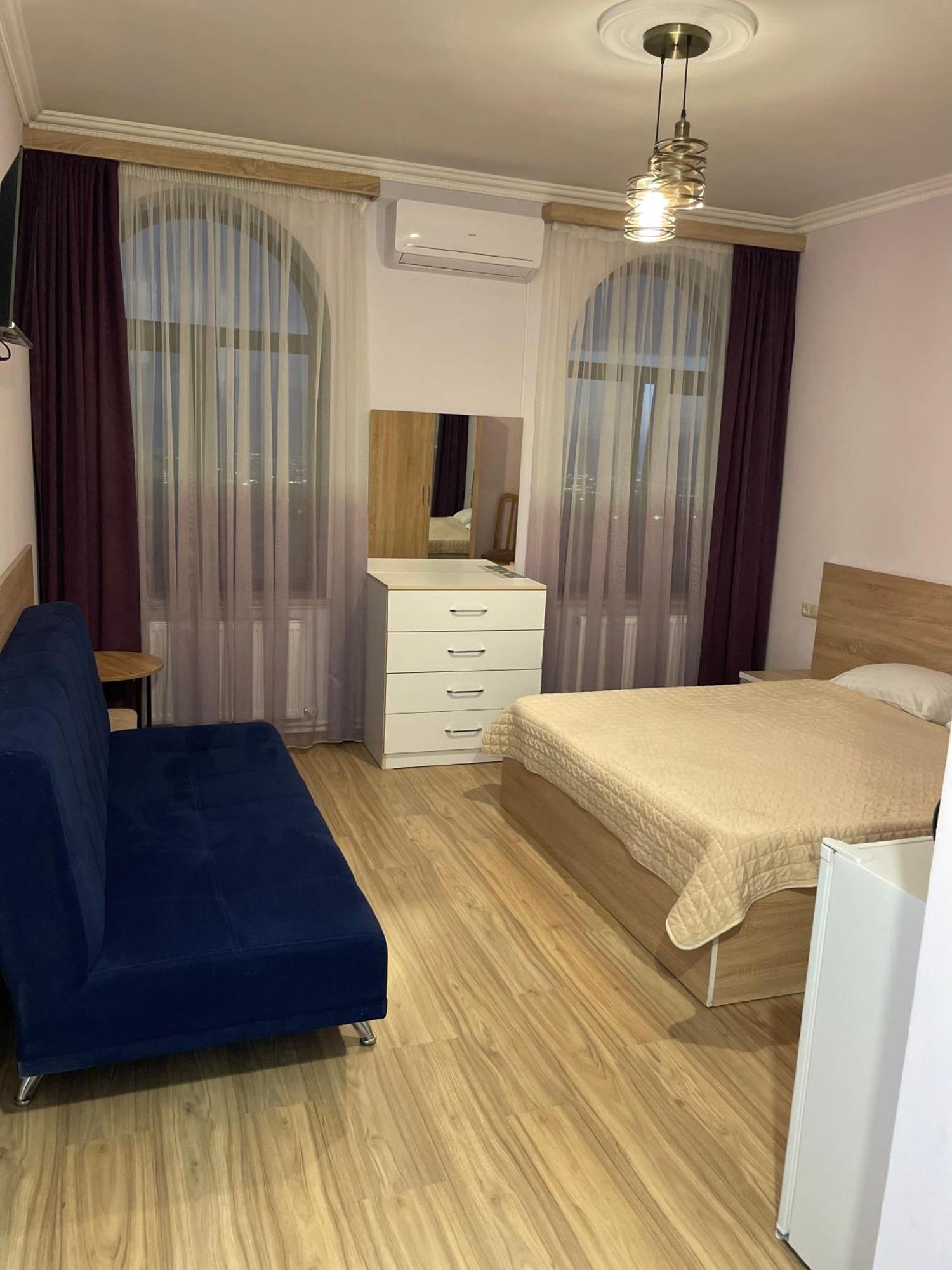 Decca Hotel Jerevan Buitenkant foto