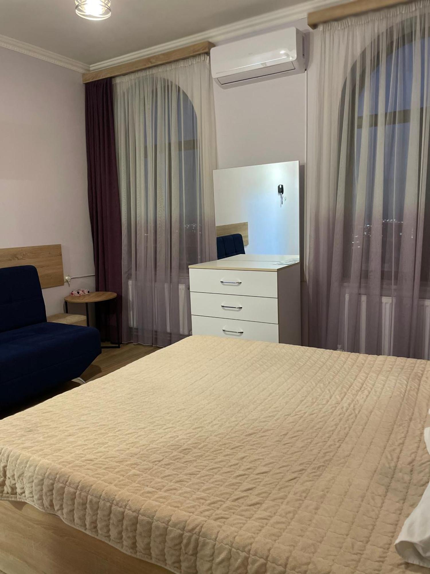 Decca Hotel Jerevan Buitenkant foto
